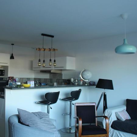 Jolie Chambre Dans Quartier Calme 伊斯内斯 外观 照片