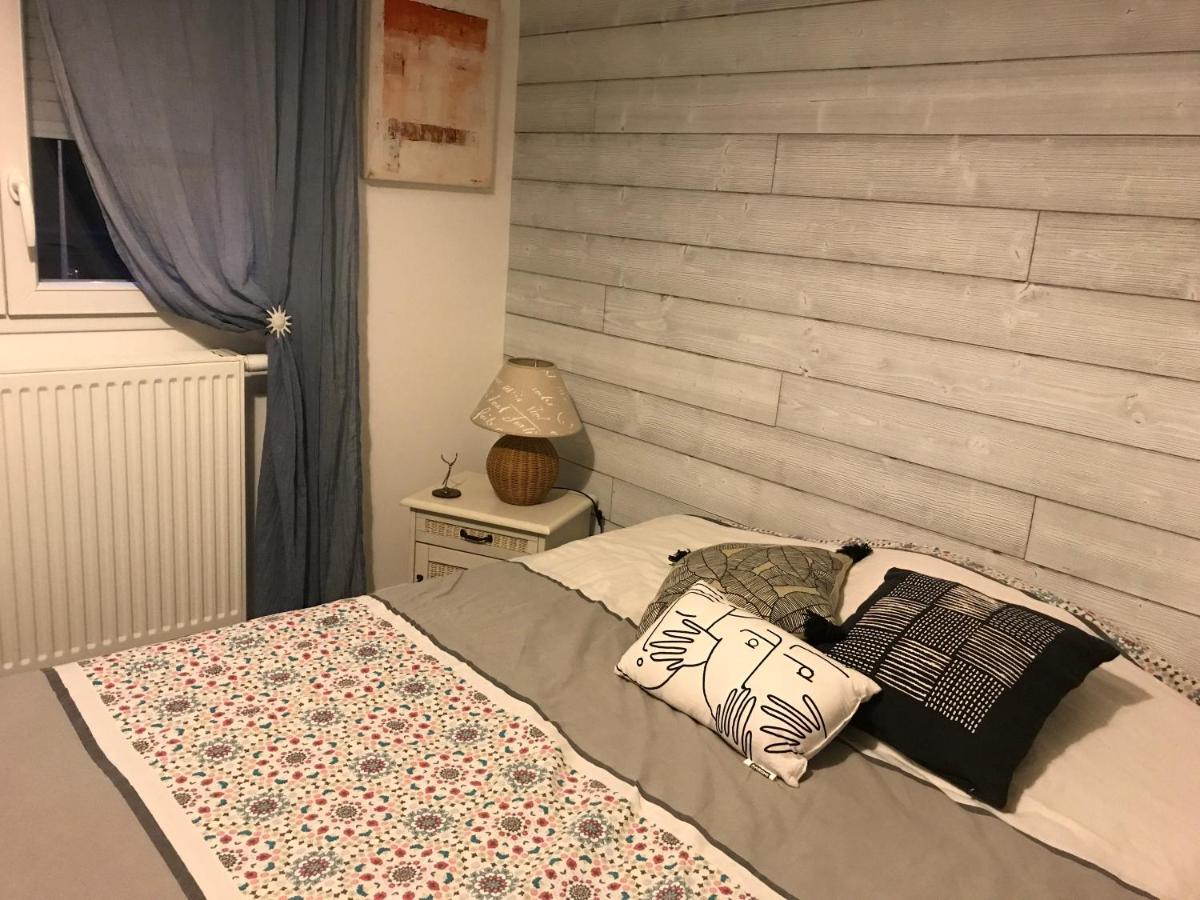 Jolie Chambre Dans Quartier Calme 伊斯内斯 外观 照片