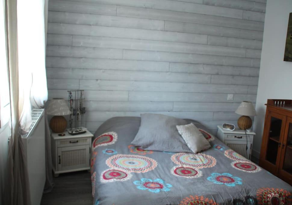 Jolie Chambre Dans Quartier Calme 伊斯内斯 外观 照片